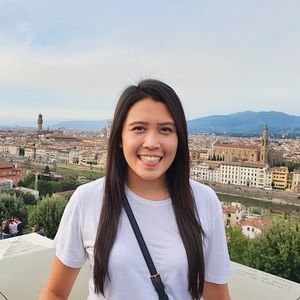 Meet your Posher, Brittney